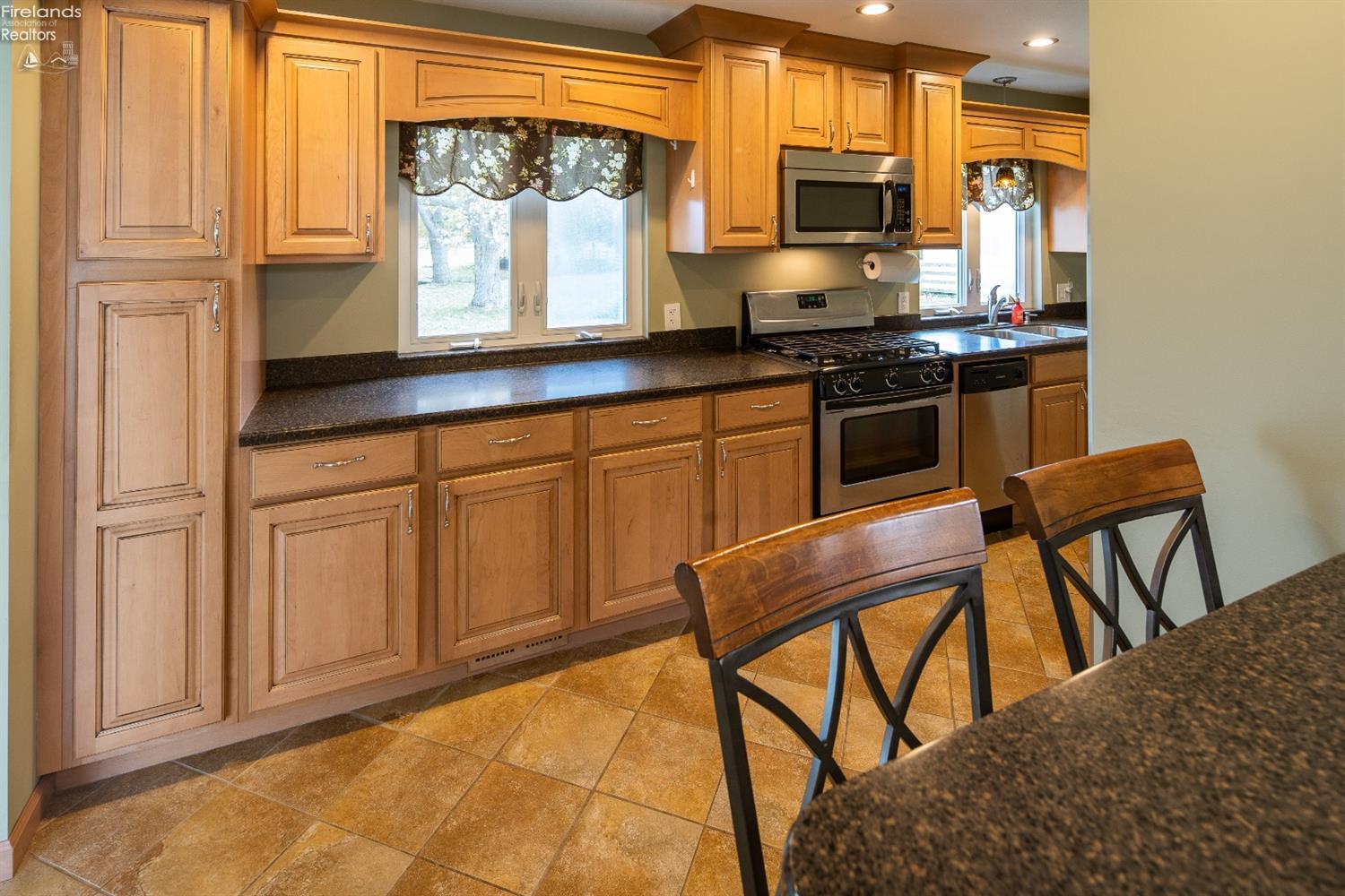 617 Tucker Road Fremont, OH 43420 - Photo 7 of 25 Gallery Image 7