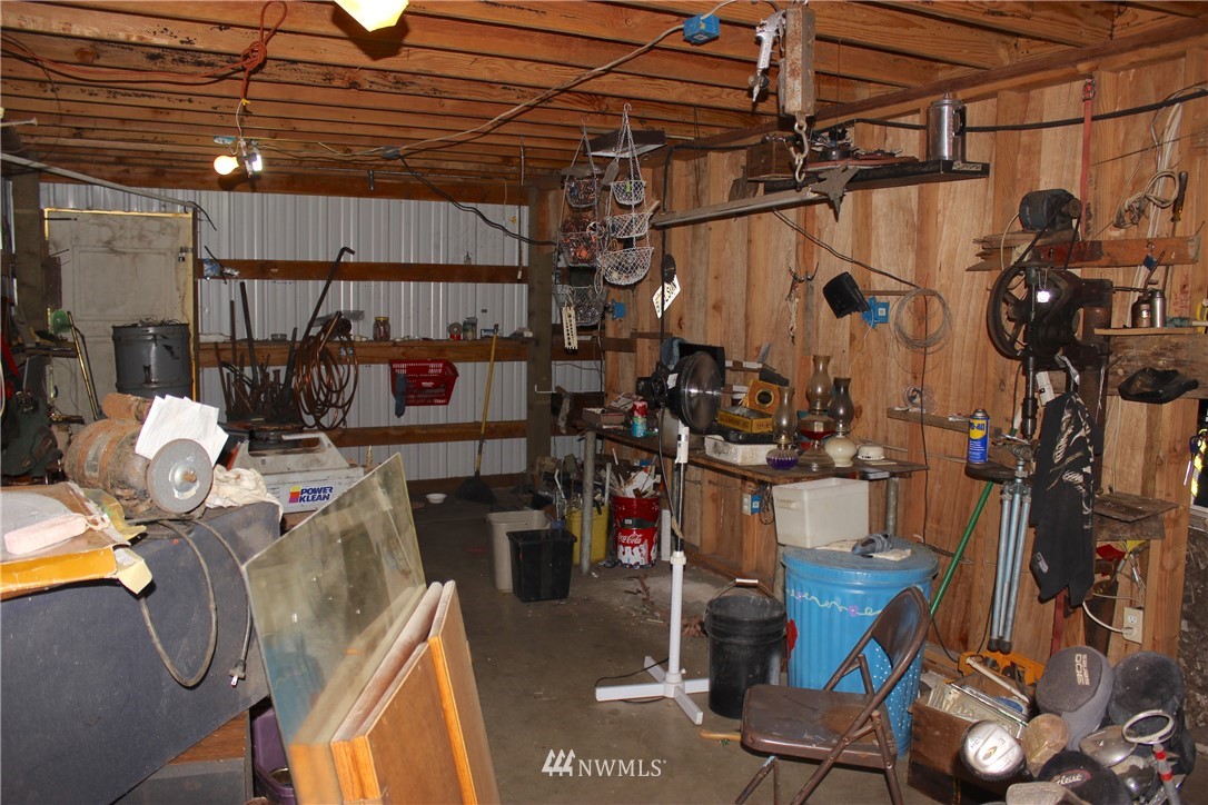 17307 Sargent Road Southwest Rochester, WA 98579 - Photo 13 of 25