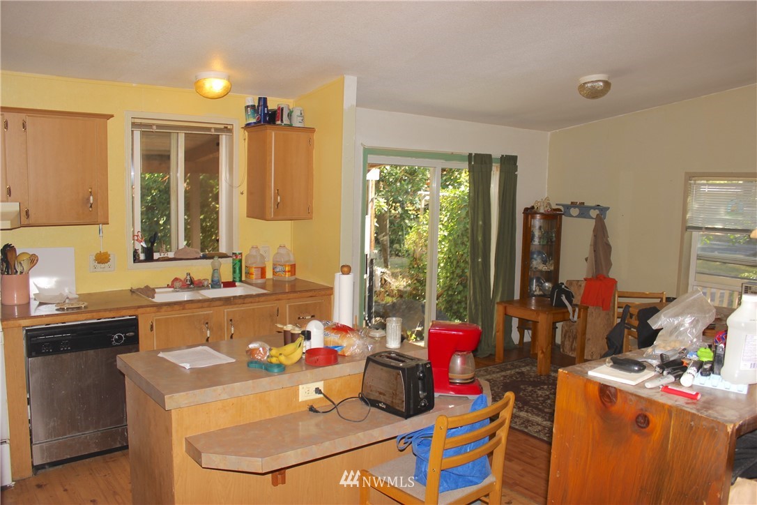 17307 Sargent Road Southwest Rochester, WA 98579 - Photo 10 of 25