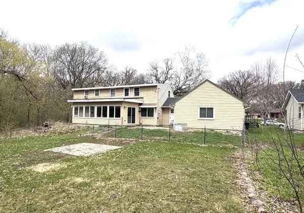 $329,000 | 1039 West Summit Avenue, Fergus Falls, MN 56537