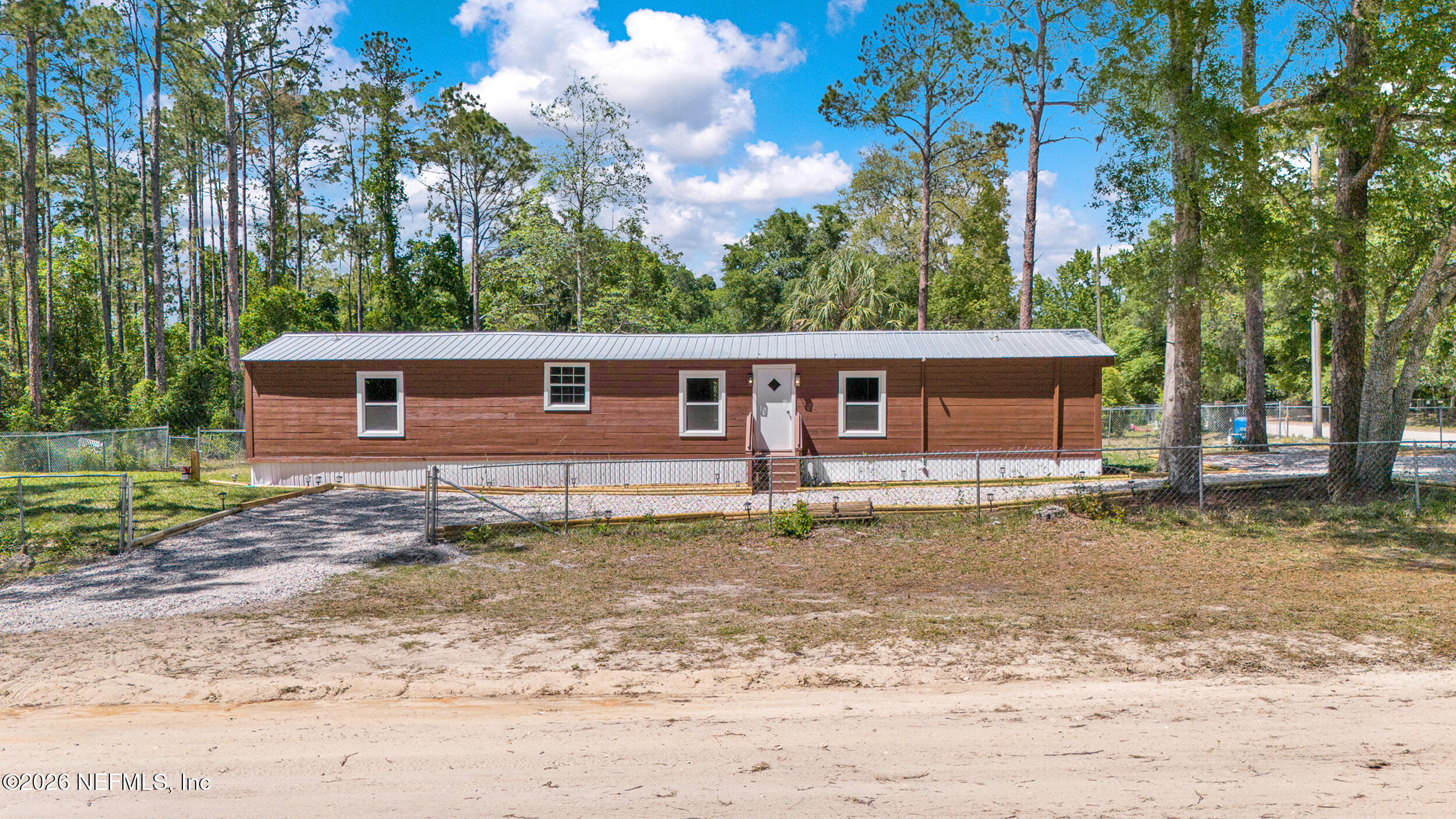155 Rabbit Track Road Satsuma, FL 32189 - Photo 2 of 22 IMG_7077