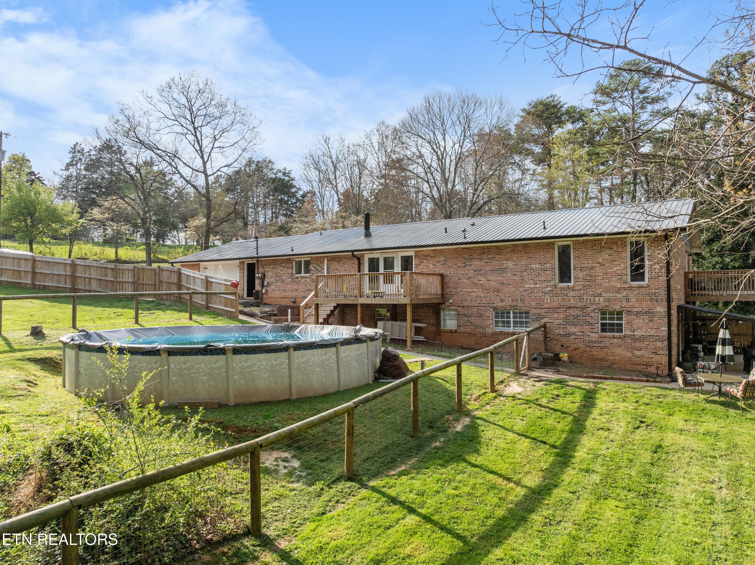 6720 Ridgeview Road Knoxville, TN 37918 - Photo 32 of 32 Pool/Yard