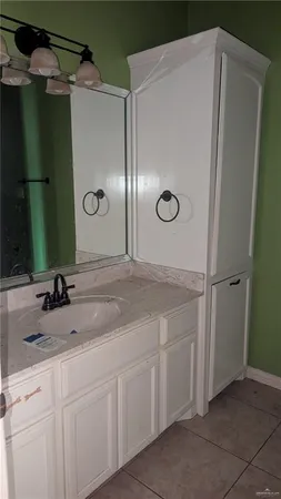 $395,000 | 2721 Hylton Avenue, Edinburg, TX 78539