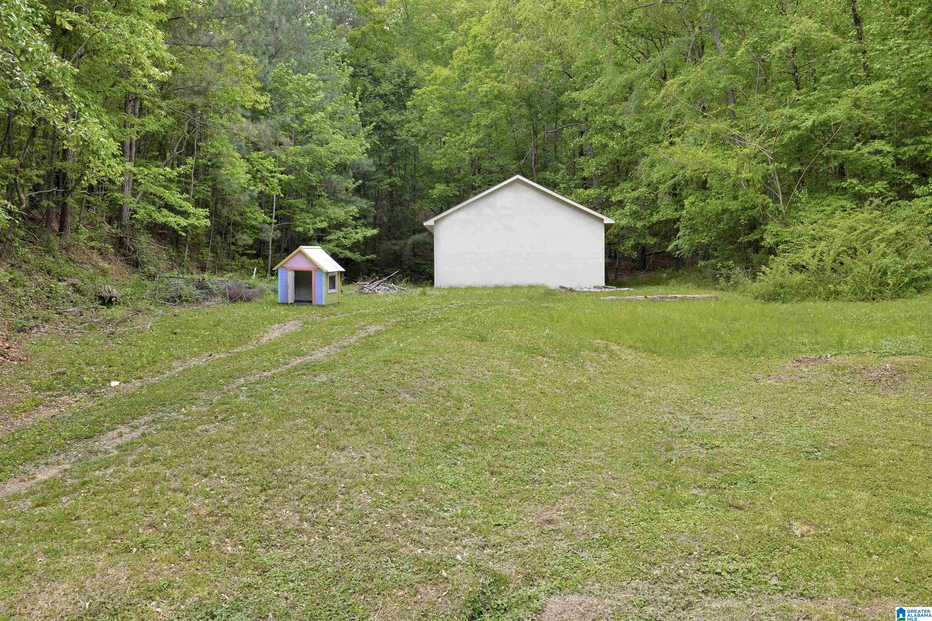 1055 County Road 72 Pelham, AL 35124 - Photo 2 of 38