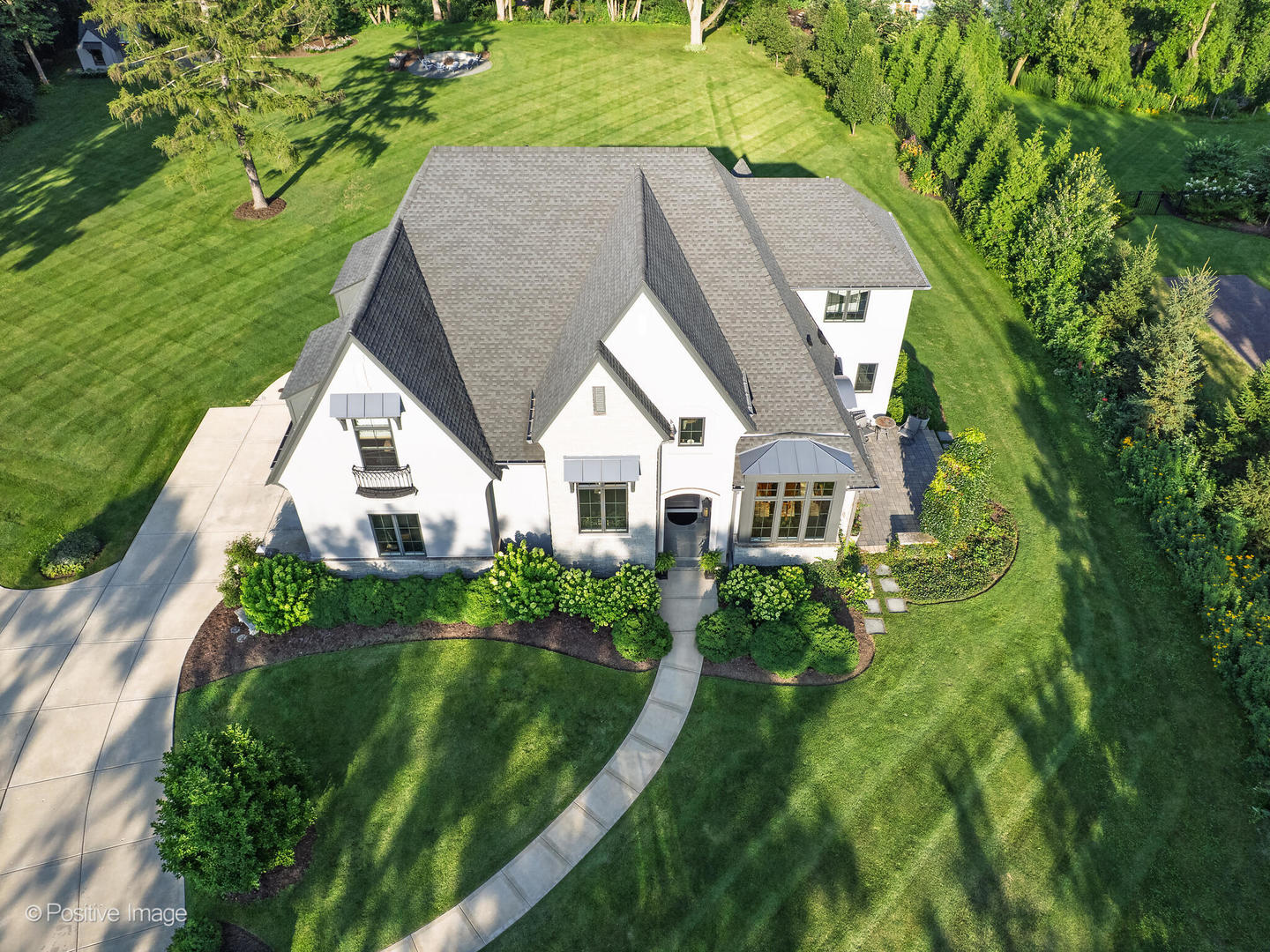 1561 Hawthorne Lane Wheaton, IL 60189 - Photo 11 of 47