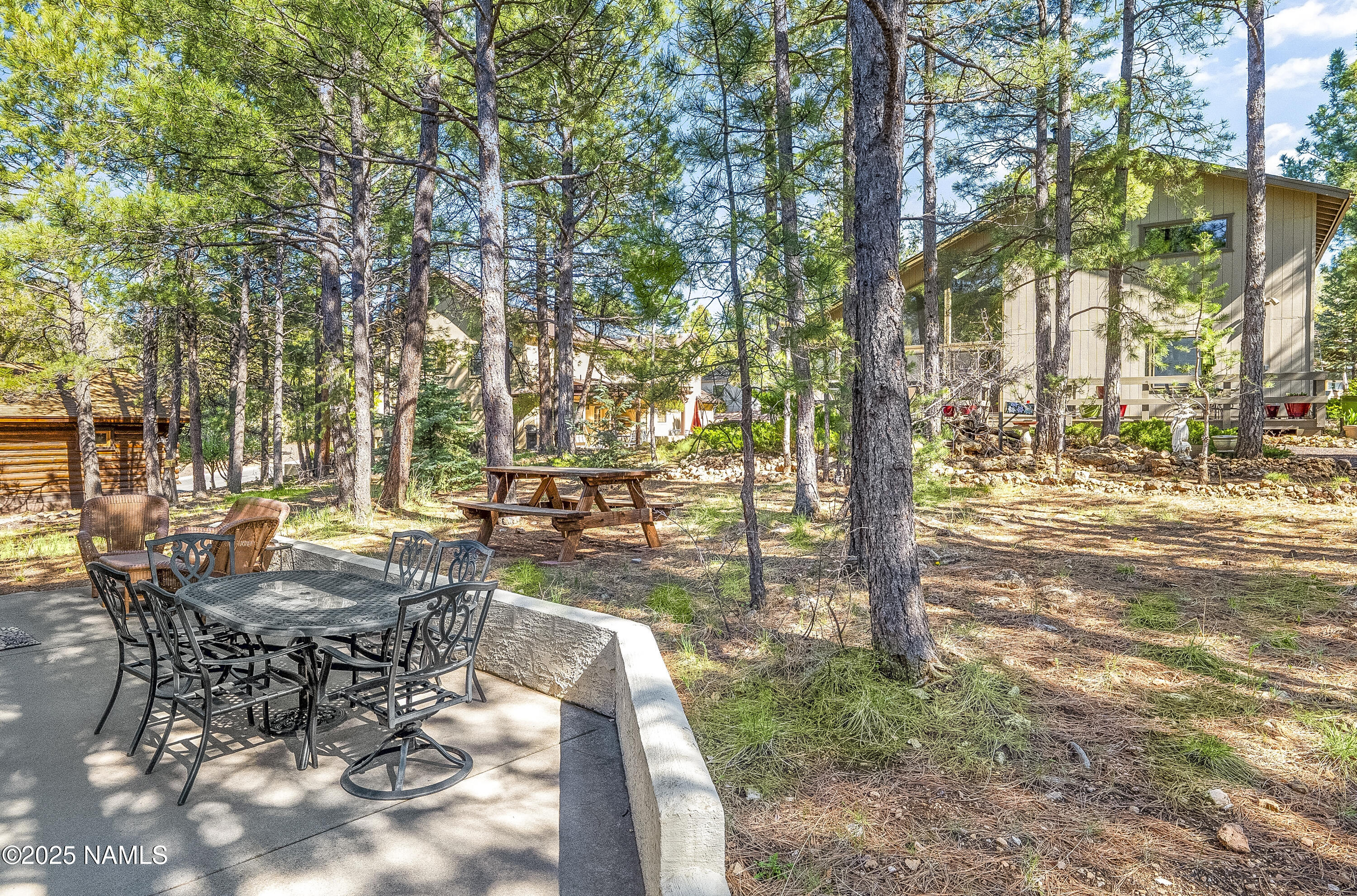 2545 North Broken Circle Road Flagstaff, AZ 86004 - Photo 25 of 29 Patio