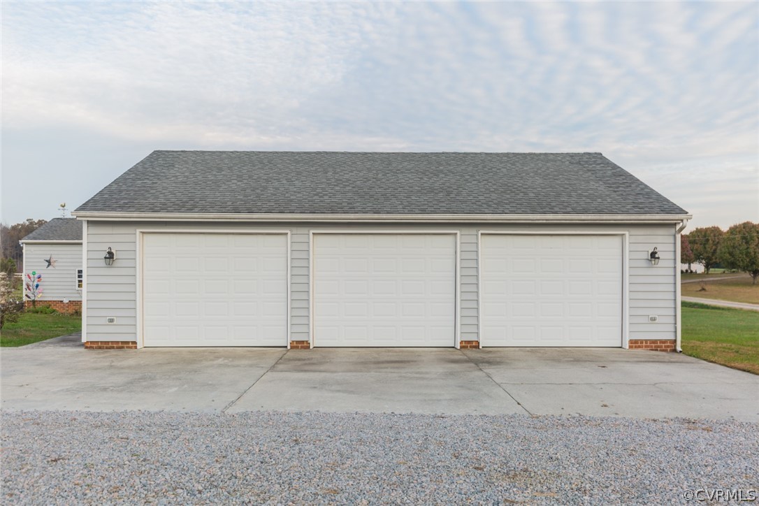 8773 Hines Road Disputanta, VA 23842 - Photo 12 of 44 Gallery Image 12