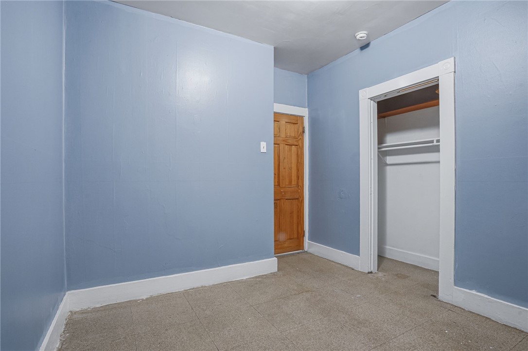 913 Social Street Woonsocket, RI 02895 - Photo 5 of 41