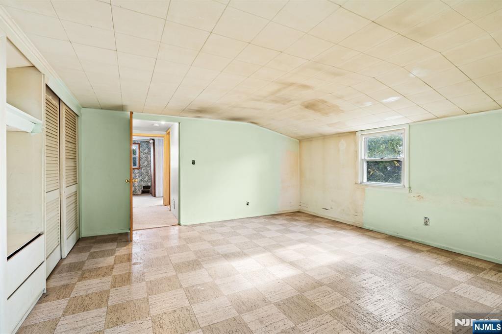 78 Garden Street Wood-Ridge, NJ 07075 - Photo 21 of 32 Gallery Image 21
