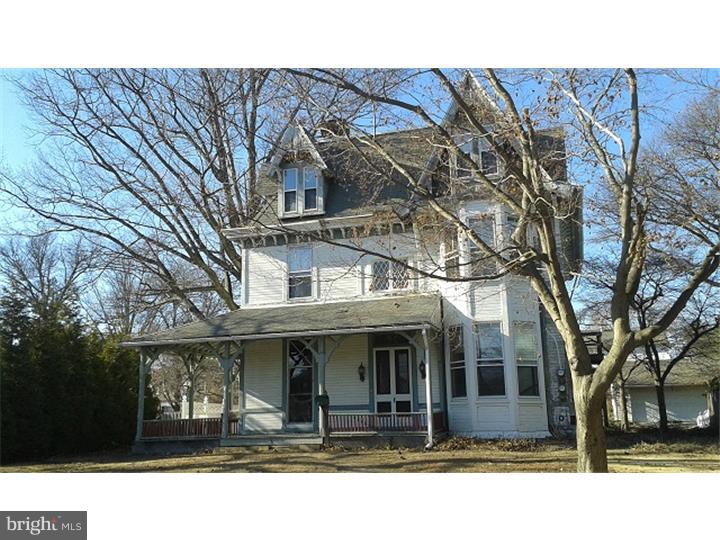 33 West Ridley Avenue Ridley Park, PA 19078 - Photo 1 of 15 Exterior Front
