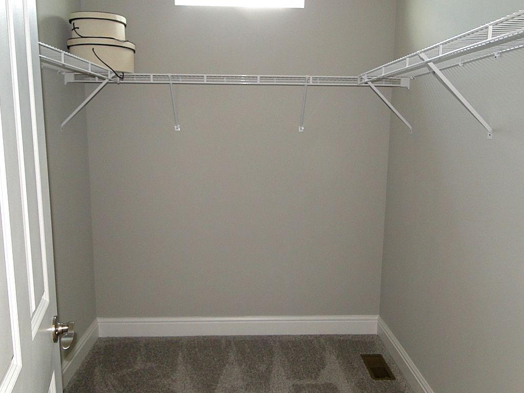 683 Ridge Avenue Canonsburg, PA 15317 - Photo 18 of 25 Master Bedroom WIC