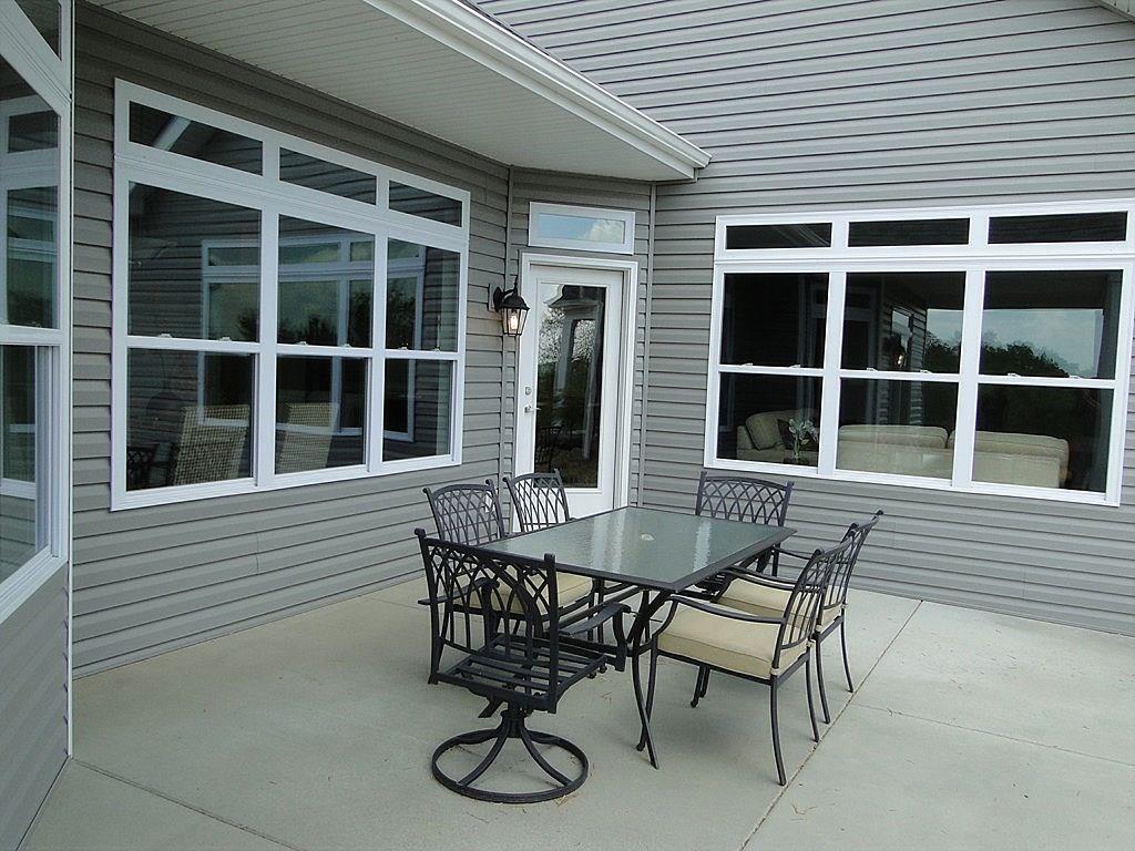 683 Ridge Avenue Canonsburg, PA 15317 - Photo 23 of 25 Courtyard & Covered Patio