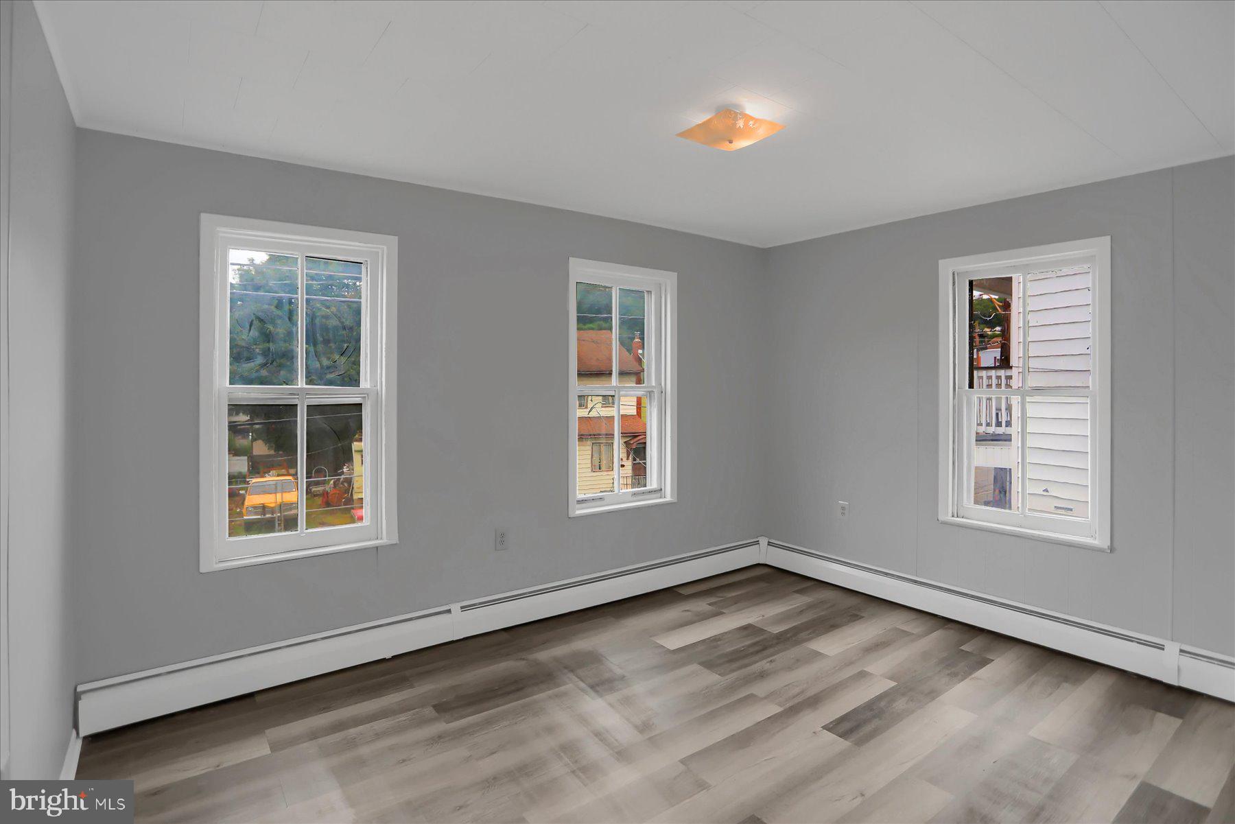 114 South 5th Street Shamokin, PA 17872 - Photo 12 of 25 an empty room with a window
