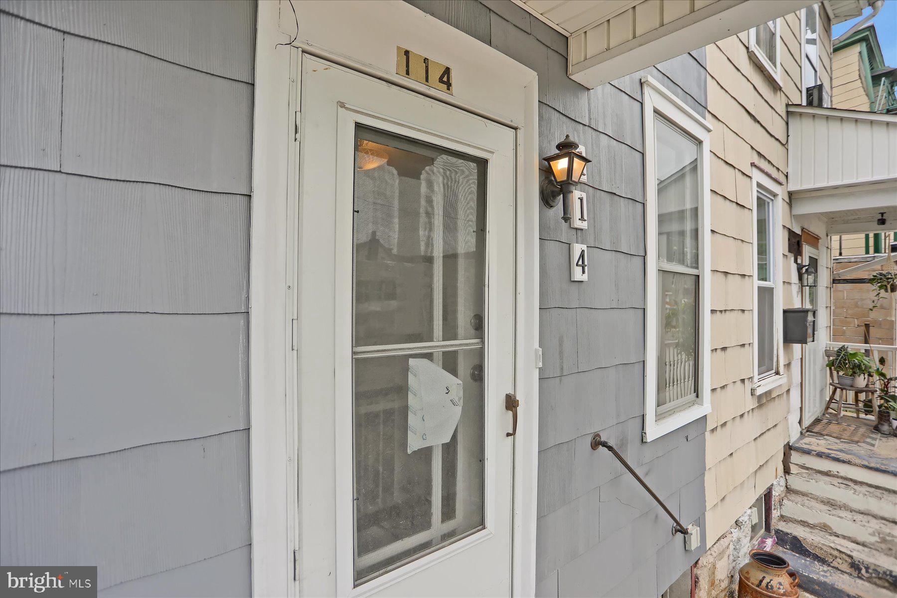 114 South 5th Street Shamokin, PA 17872 - Photo 2 of 25 a bathroom with a shower
