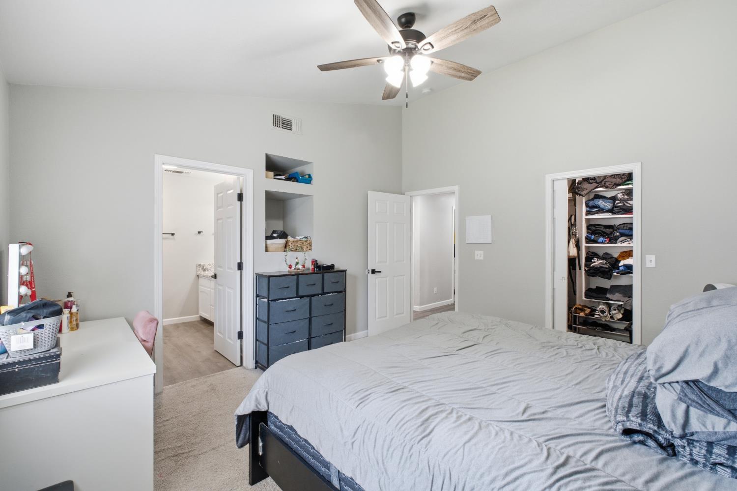351 West Stanley Avenue Reedley, CA 93654 - Photo 29 of 42 Gallery Image 29