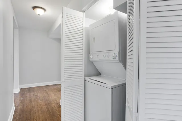 $2,300 | 7616 North Marshfield Avenue, Unit 407, Chicago, IL 60626