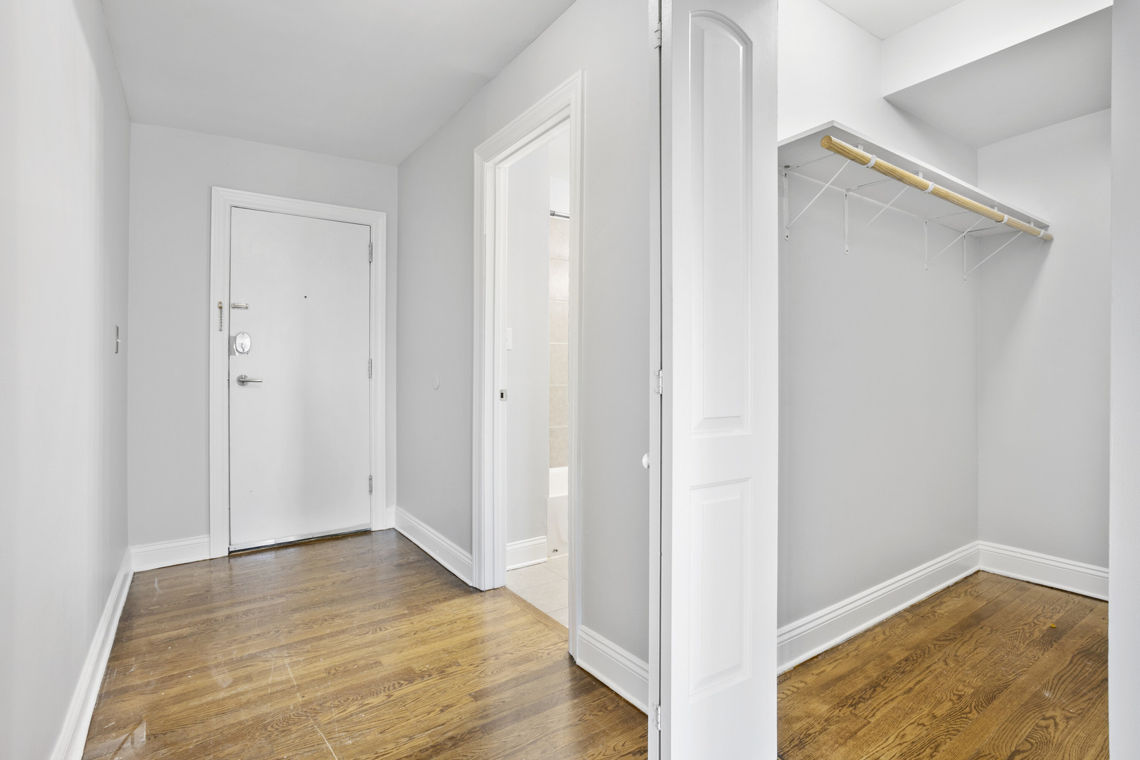 7616 North Marshfield Avenue, Unit 407 Chicago, IL 60626 - Photo 9 of 13