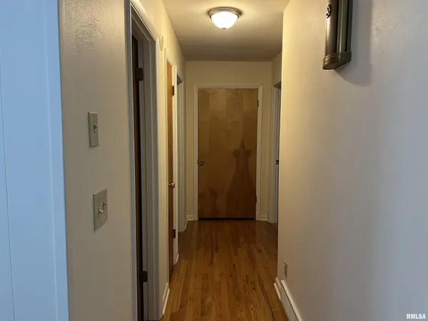 $185,000 | 7 Southvale Drive, Jacksonville, IL 62650