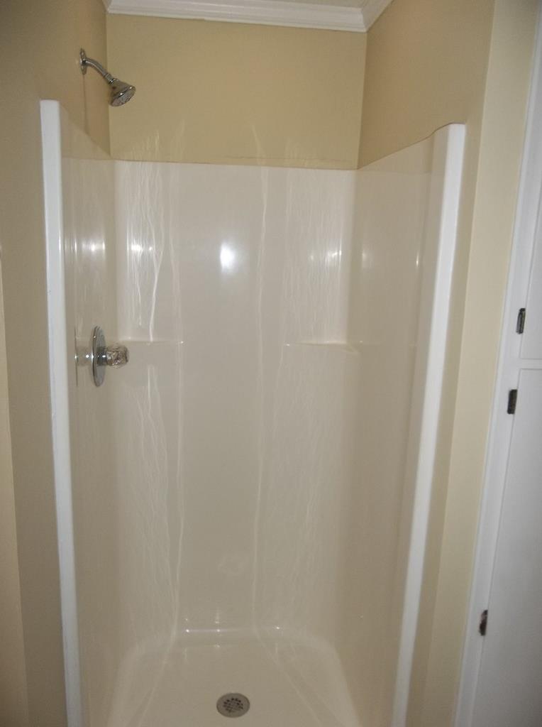 4505 Reese Road Columbus, GA 31907 - Photo 8 of 16 Master - Walk in Shower