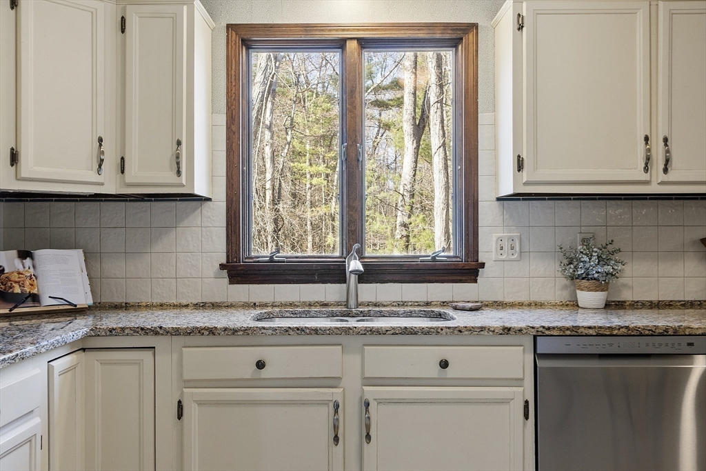 58 Brucewood Road East Acton, MA 01720 - Photo 12 of 41 Gallery Image 12