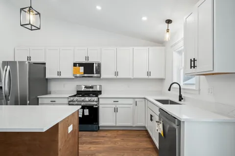 $565,000 | W3813 Magnolia Drive, Geneva, WI 53147