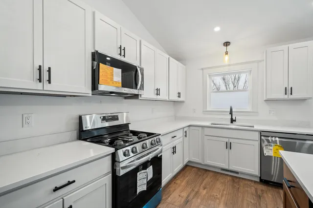 $565,000 | W3813 Magnolia Drive, Geneva, WI 53147