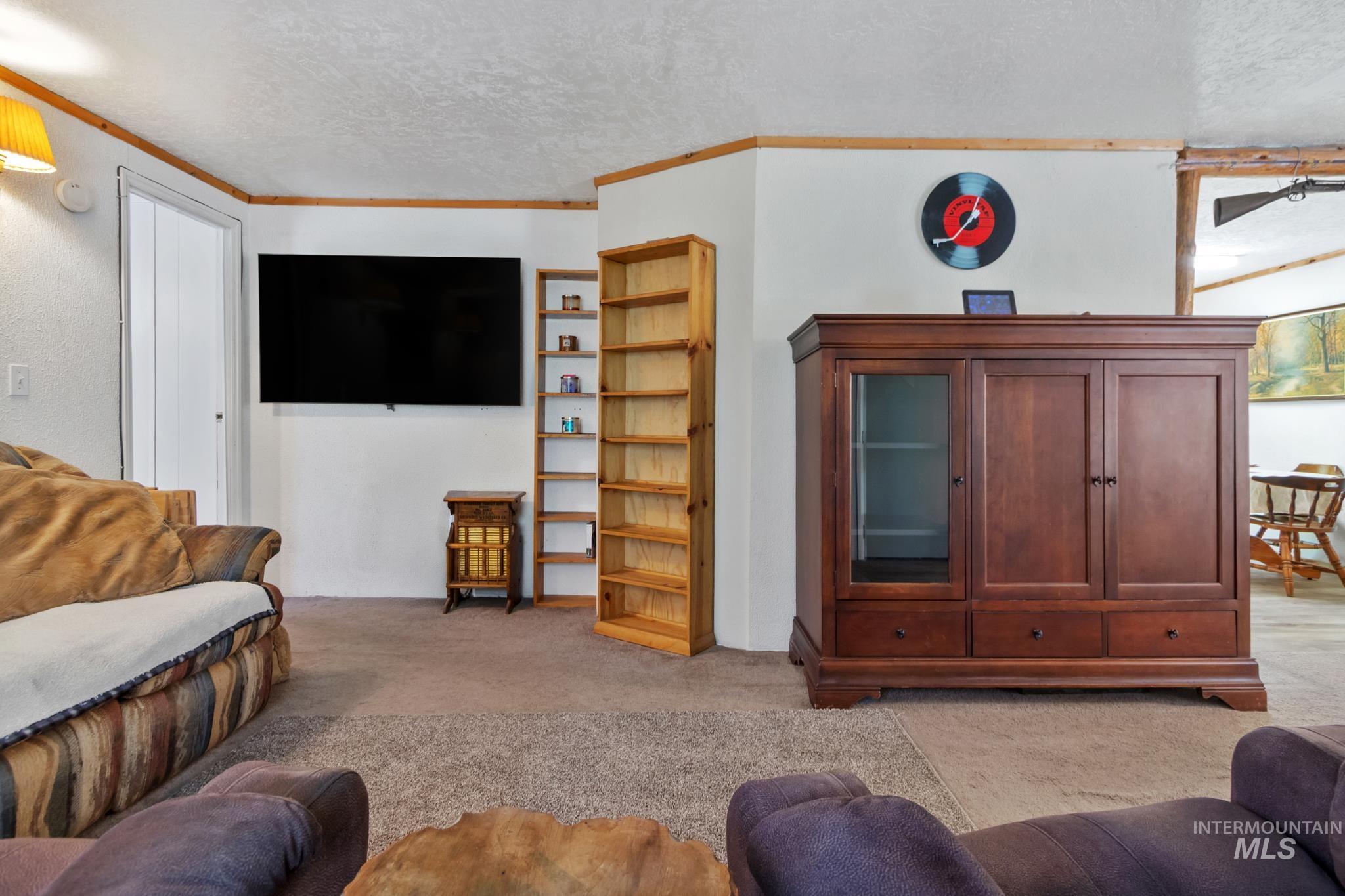 29 Beaver Creek Road Boise, ID 83716 - Photo 8 of 47