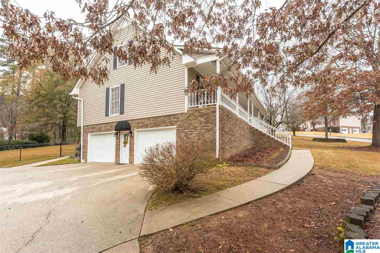5970 Mockingbird Lane Pinson, AL 35126 - Photo 3 of 41