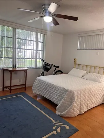 $1,900 | 4025 North Federal Highway, Unit 126A, Oakland Park, FL 33308
