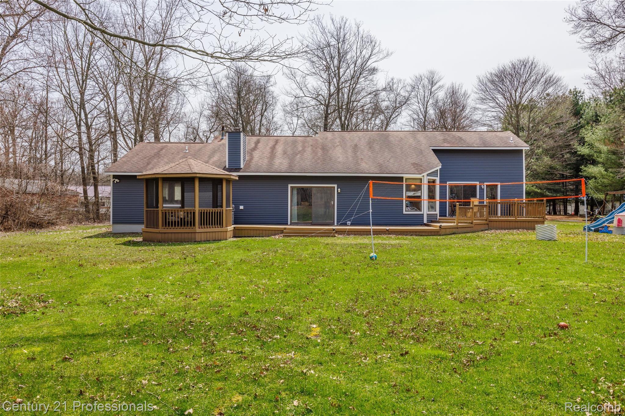 40760 Harris Road Belleville, MI 48111 - Photo 25 of 41 40760 Harris-25.jpg
