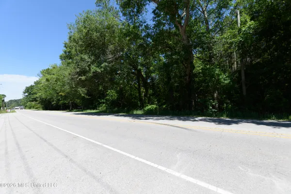 $395,000 | East Saracennia Road, Moss Point, MS 39563