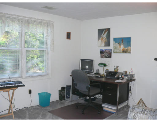 41 Boston Road, Unit D Sutton, MA 01590 - Photo 9 of 11