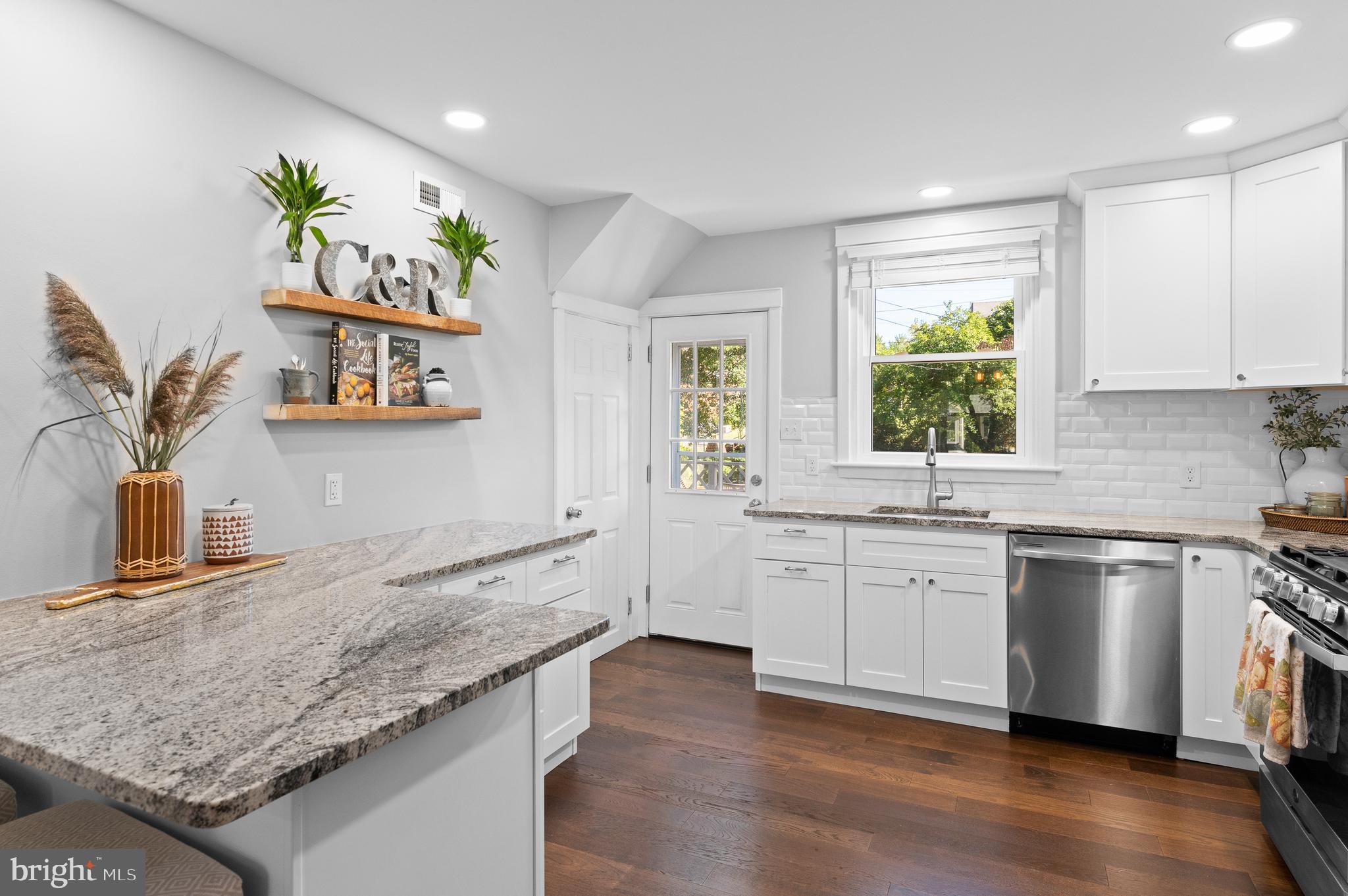 820 Pleasant Hill Road Wallingford, PA 19086 - Photo 8 of 26