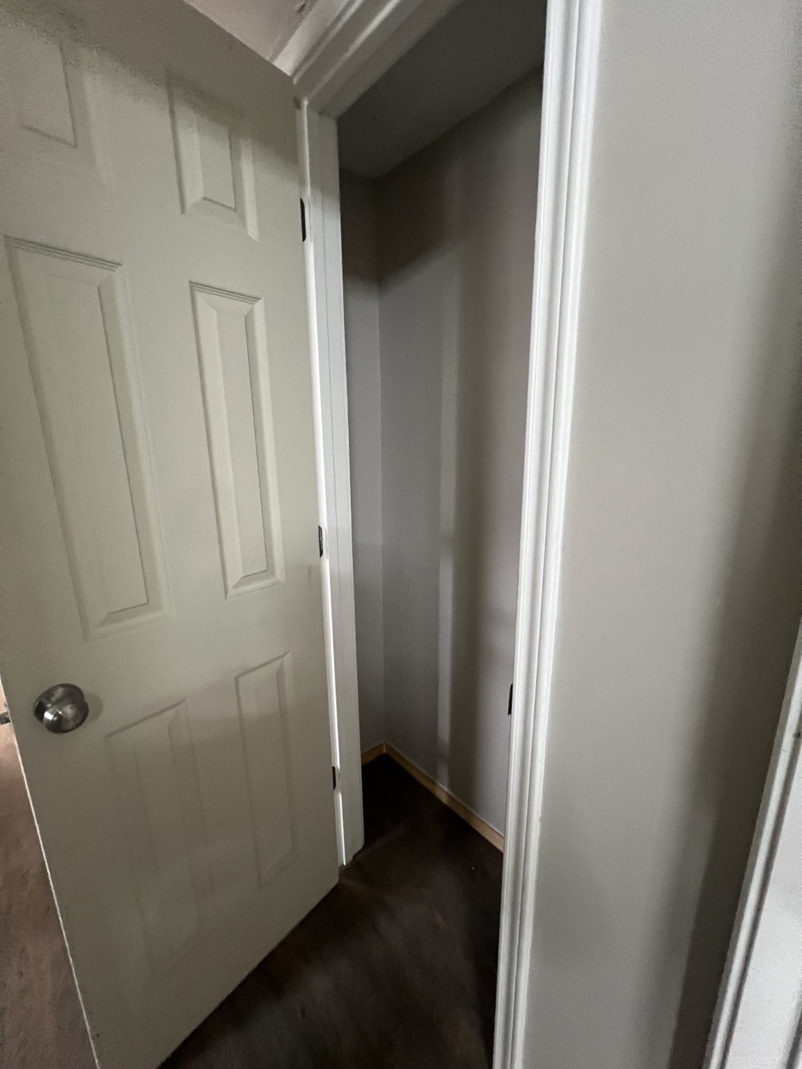 9745 Long Point Road, Unit 27 Houston, TX 77055 - Photo 11 of 17 a view of door