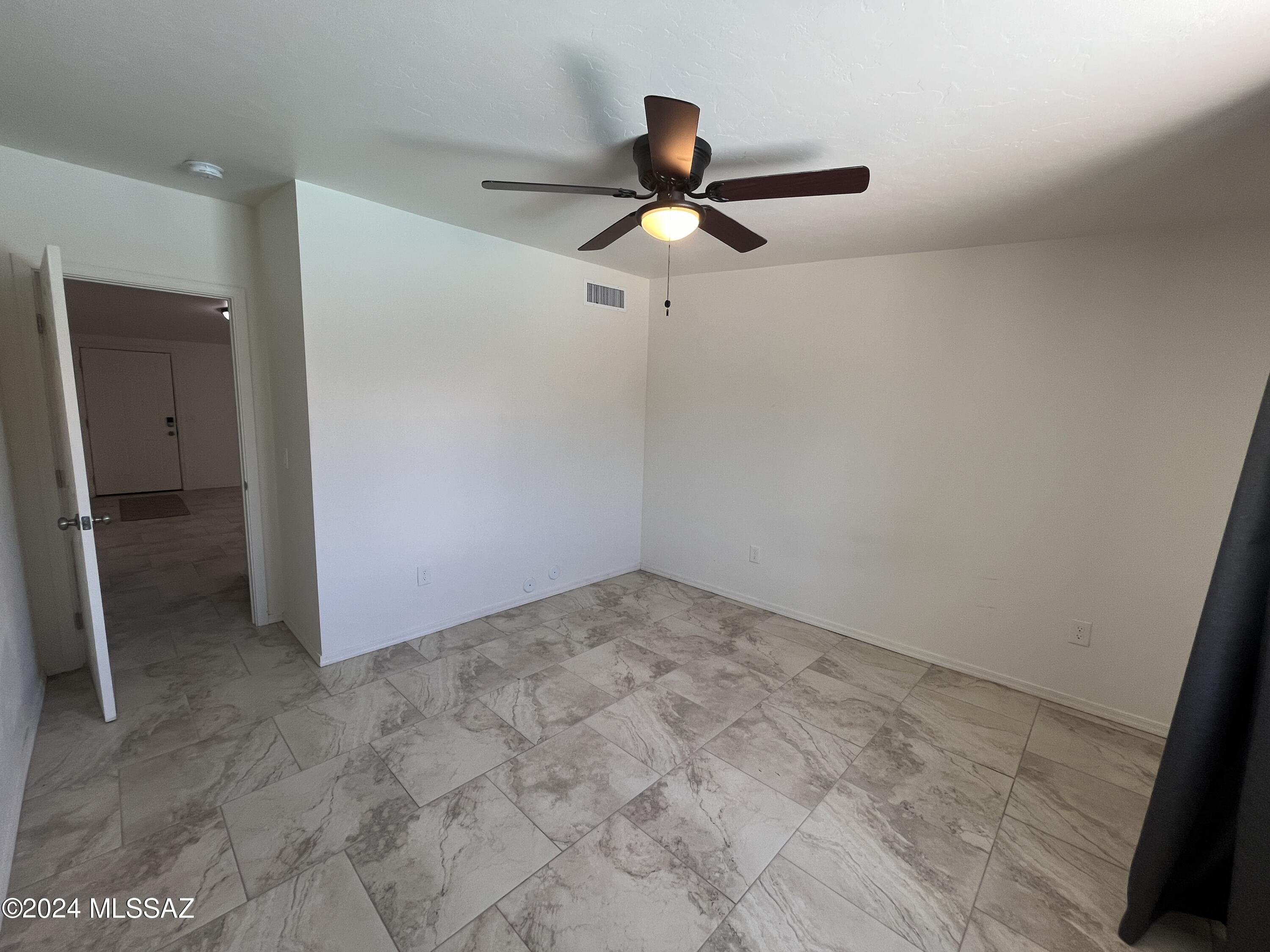 215 West Navajo Road, Unit A Tucson, AZ 85705 - Photo 18 of 34