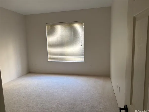 $3,600 | 520 Lunalilo Home Road, Unit 8211, Honolulu, HI 96825