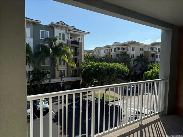 $3,600 | 520 Lunalilo Home Road, Unit 8211, Honolulu, HI 96825
