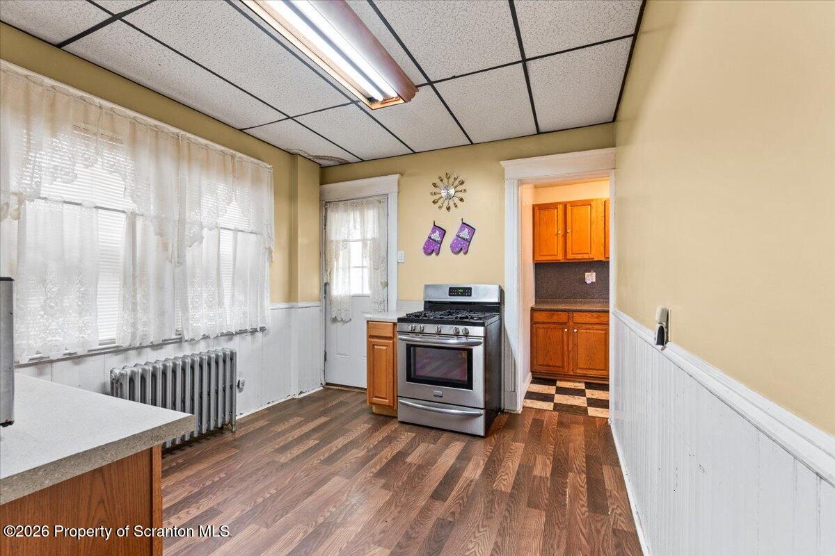 1441 Sanderson Avenue Scranton, PA 18509 - Photo 6 of 33