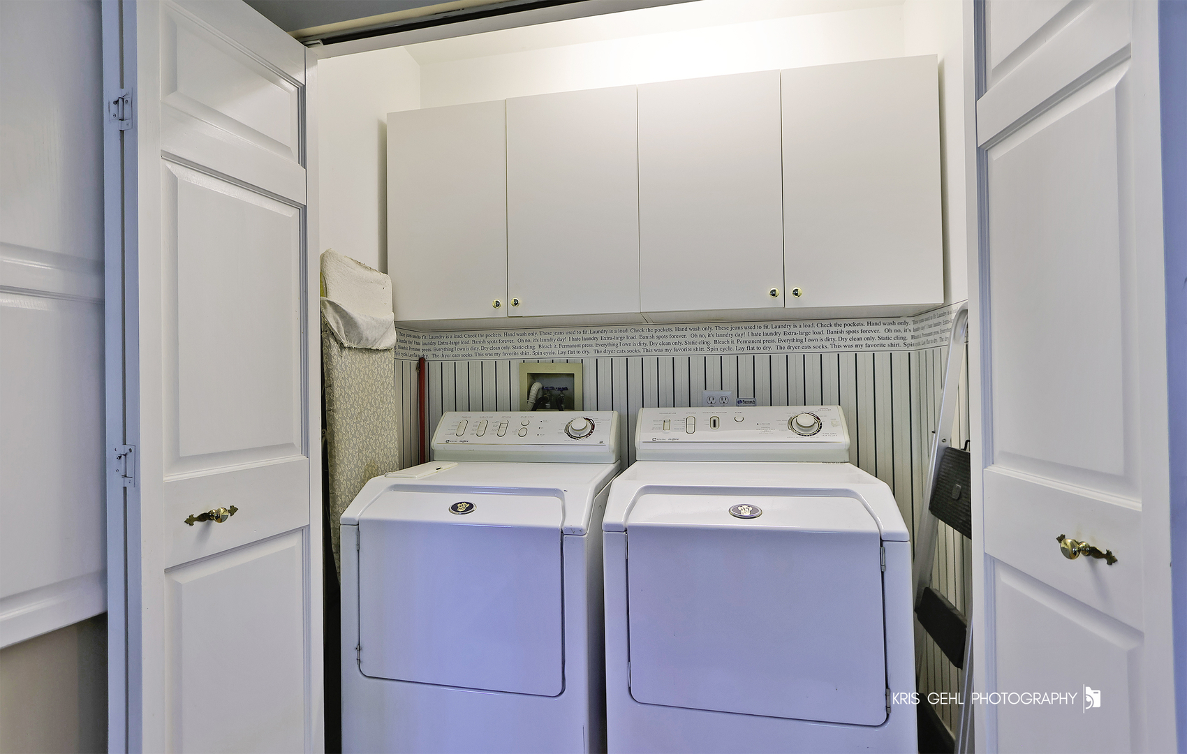 2214 Main Street Road Spring Grove, IL 60081 - Photo 24 of 53 a utility room with dryer and washer