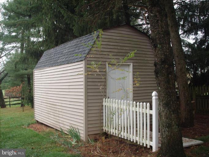12009 Fingerboard Road Monrovia, MD 21770 - Photo 17 of 25 SHED HAS ELECTRICITY