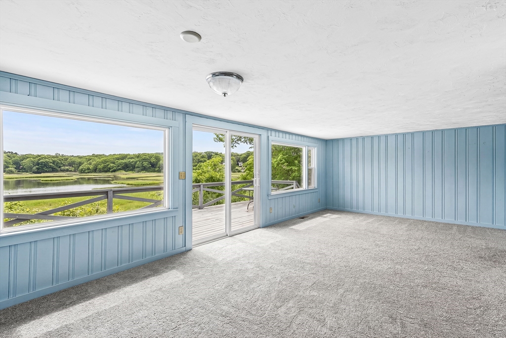 345 Quaker Road Falmouth, MA 02556 - Photo 2 of 30