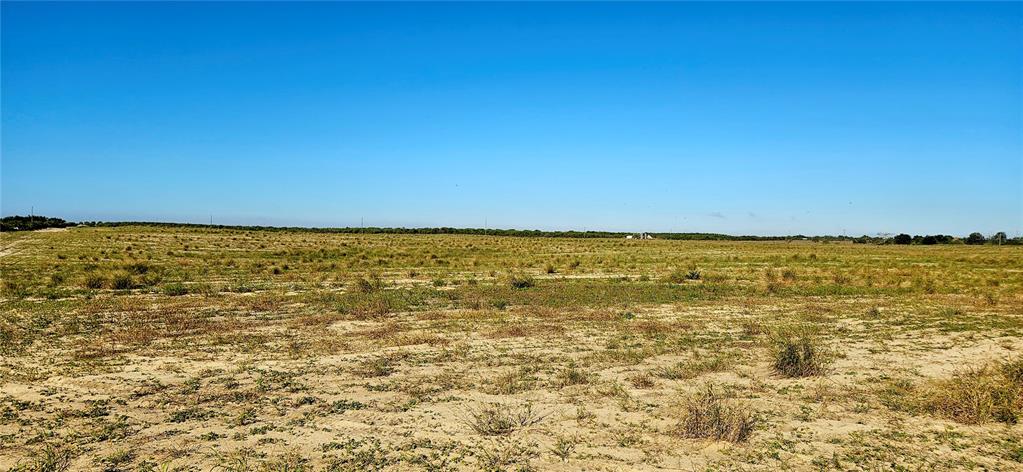 Dogyard Road Lake Wales, FL 33898 - Photo 5 of 7 a view of an ocean