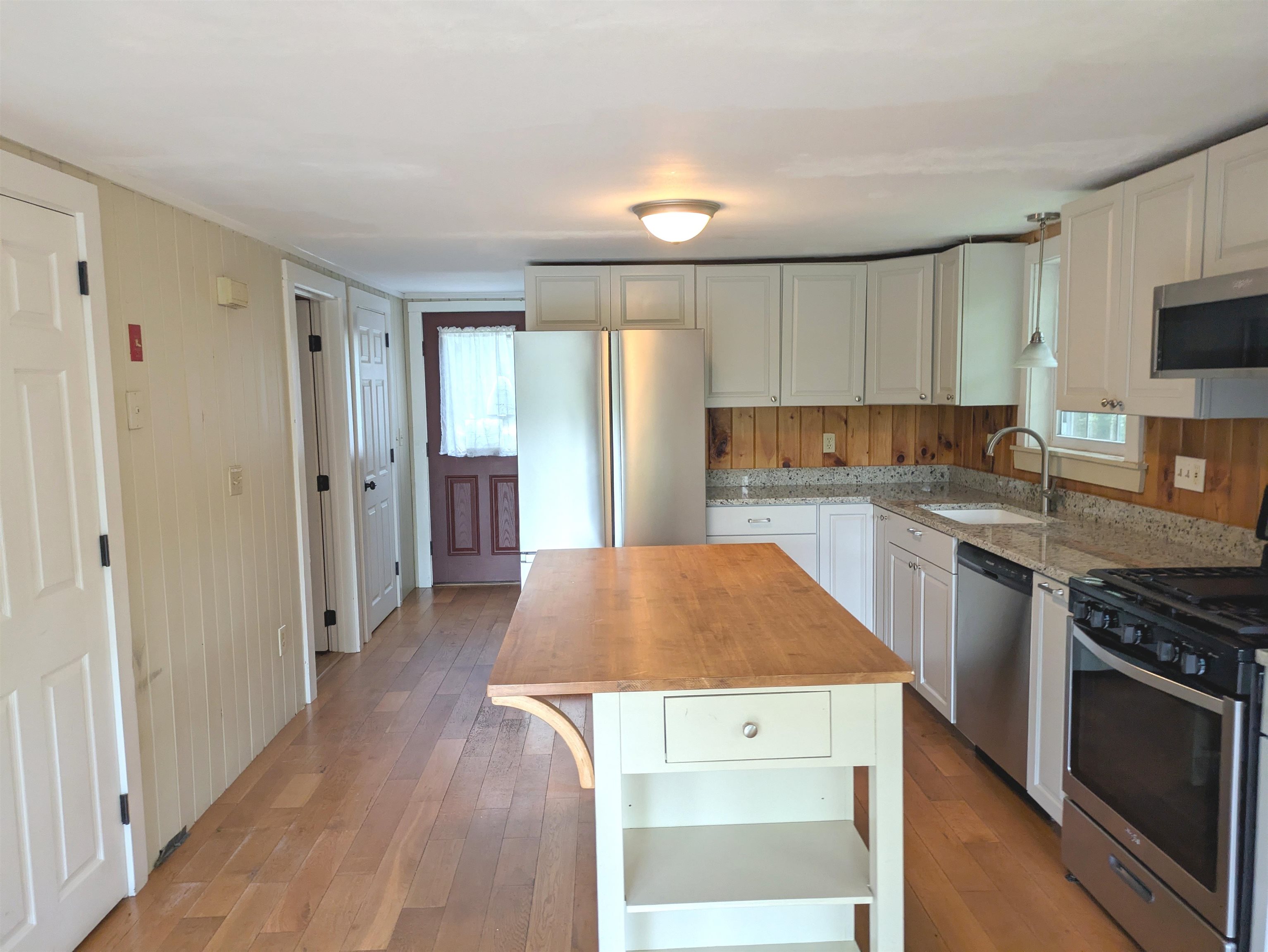 51 Mill Pond Road Wakefield, NH 03830 - Photo 10 of 30