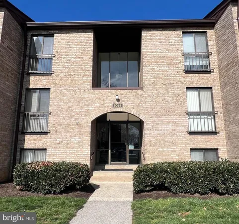 $329,900 | 2054 Royal Fern Court, Unit 24/21B, Reston, VA 20191