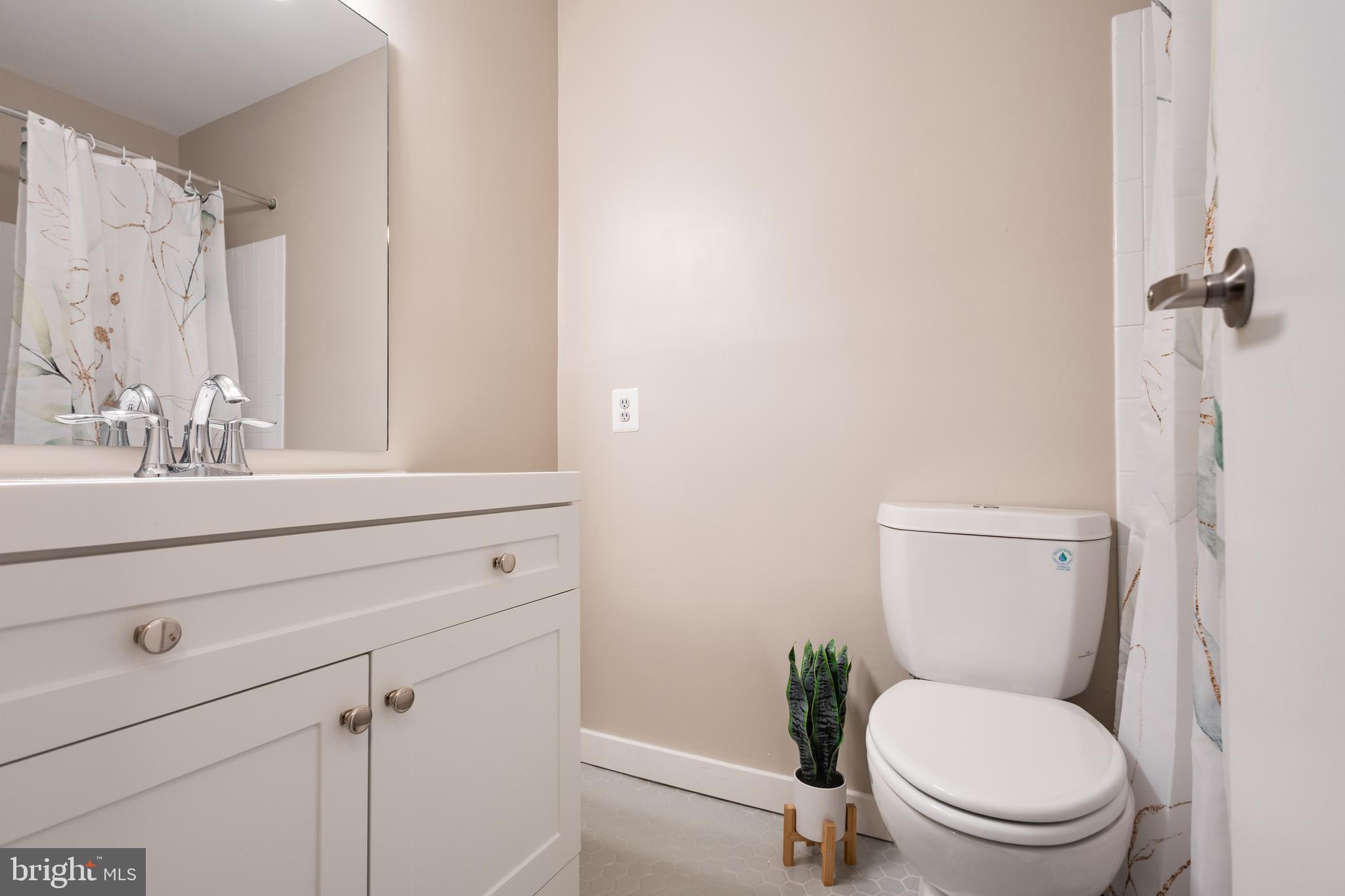 2054 Royal Fern Court, Unit 24/21B Reston, VA 20191 - Photo 20 of 45