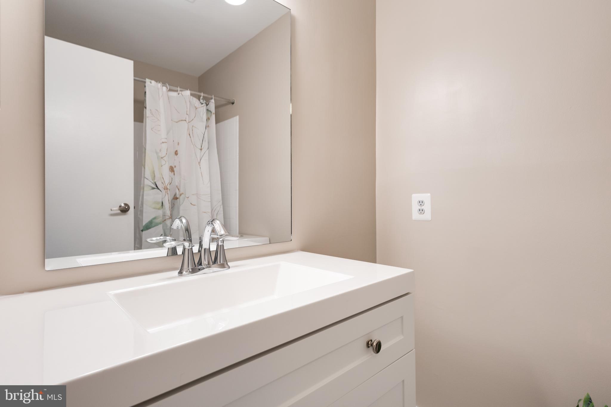 2054 Royal Fern Court, Unit 24/21B Reston, VA 20191 - Photo 22 of 45
