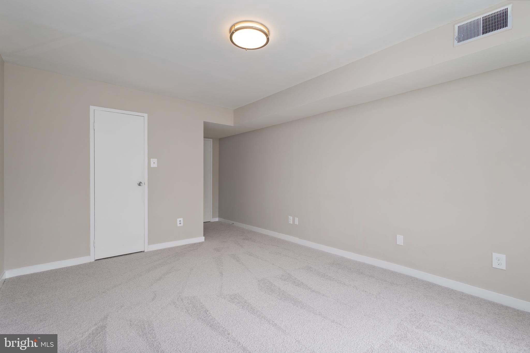 2054 Royal Fern Court, Unit 24/21B Reston, VA 20191 - Photo 27 of 45