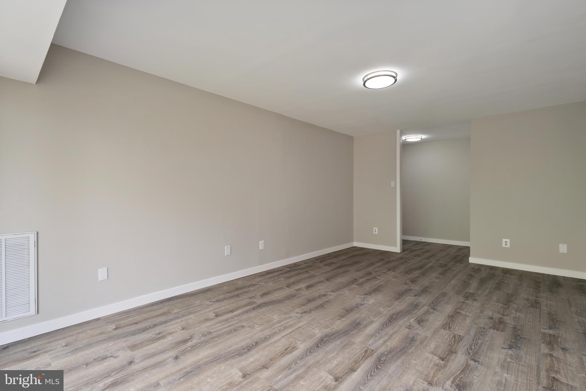 2054 Royal Fern Court, Unit 24/21B Reston, VA 20191 - Photo 7 of 45