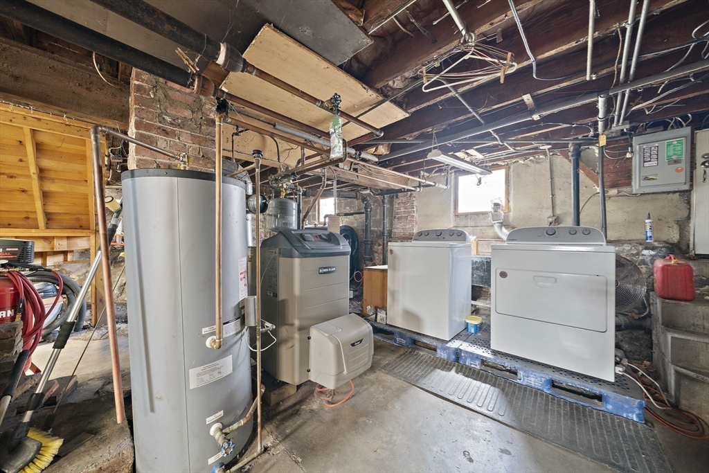 160 Glenellen Road Boston, MA 02132 - Photo 17 of 24 Gallery Image 17