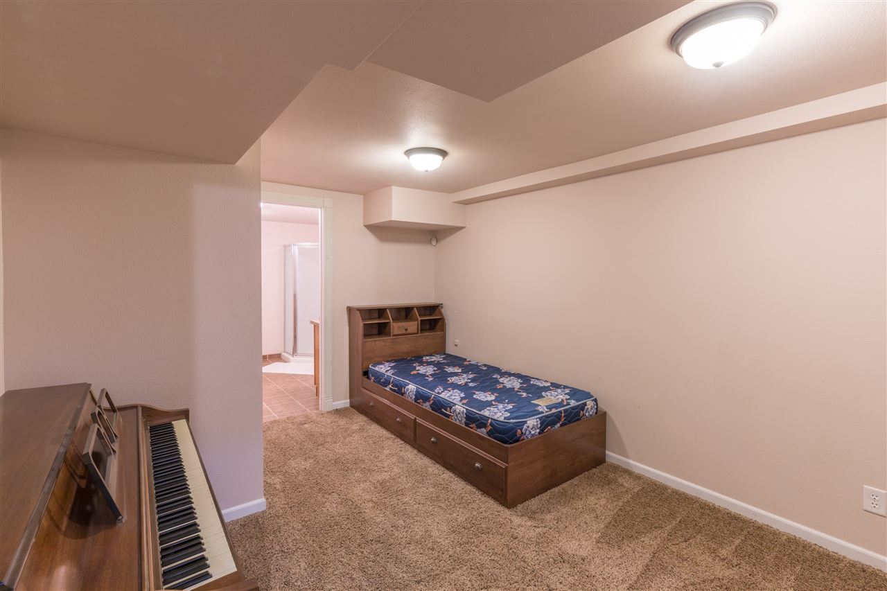 3712 North Center Road Spokane, WA 99212 - Photo 14 of 20